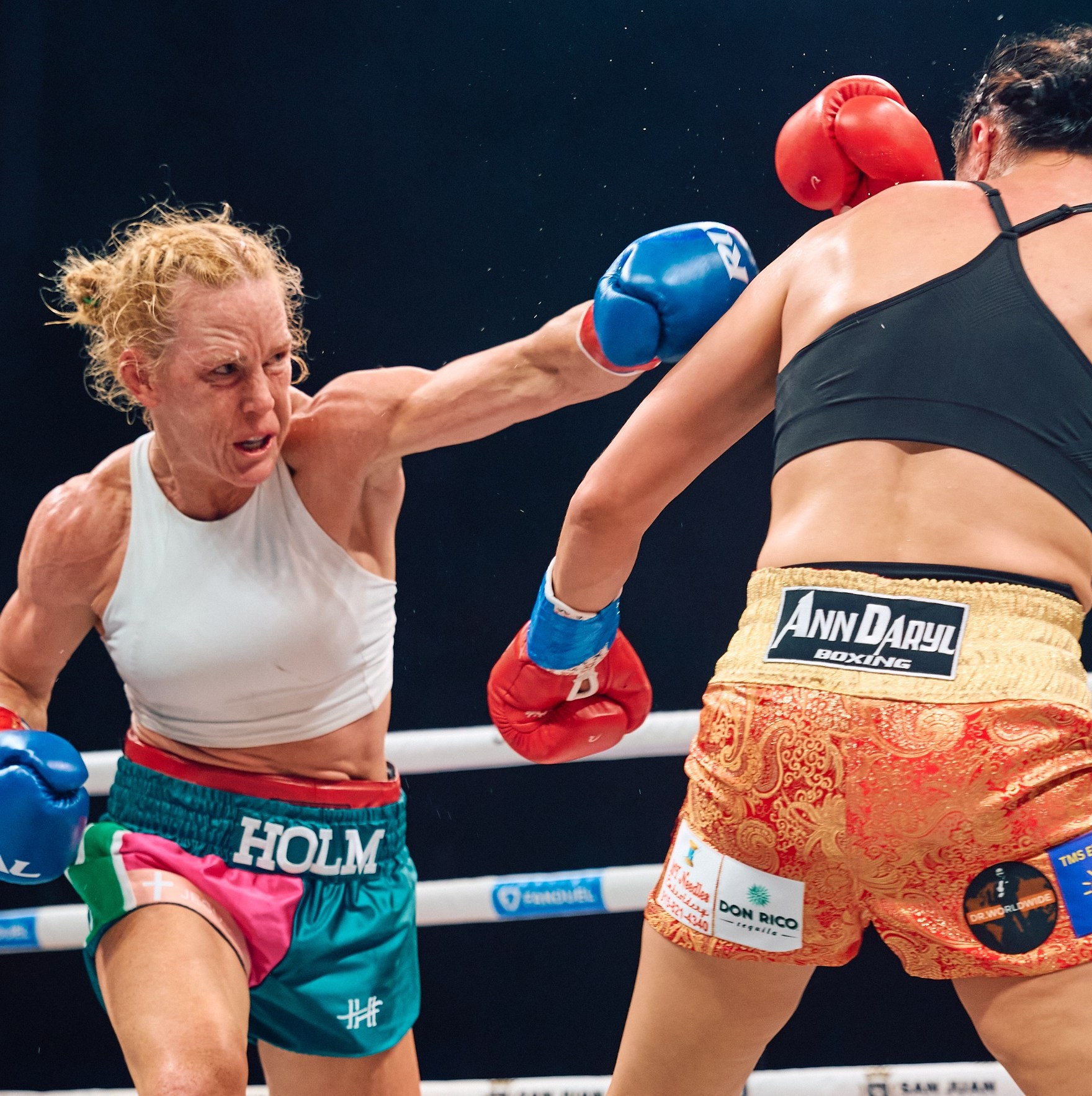 Video: Holly Holm loses title fight, bout cut short by bloody headbutt