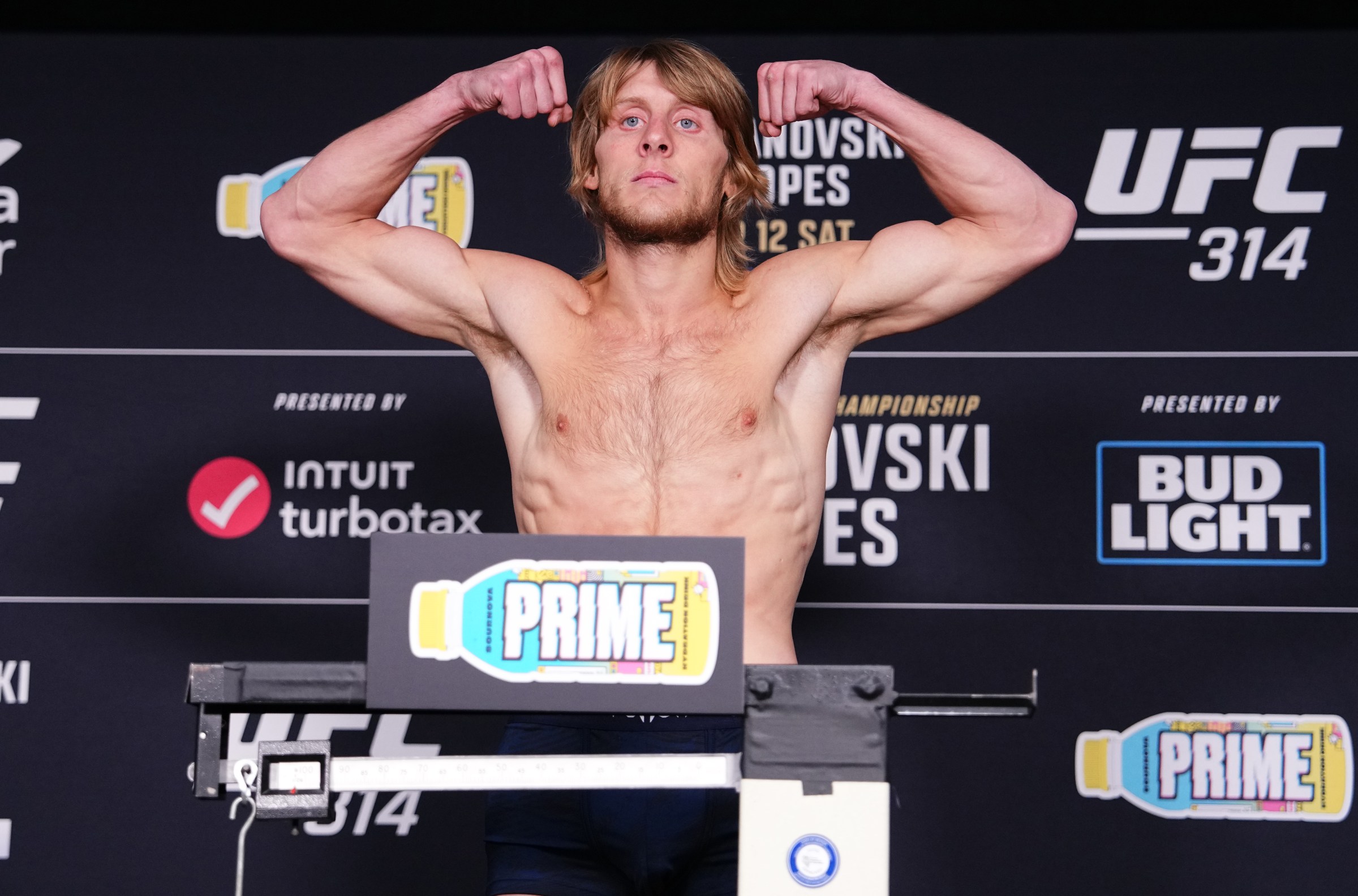UFC 324 weigh-in video: Gaethje vs. Pimblett