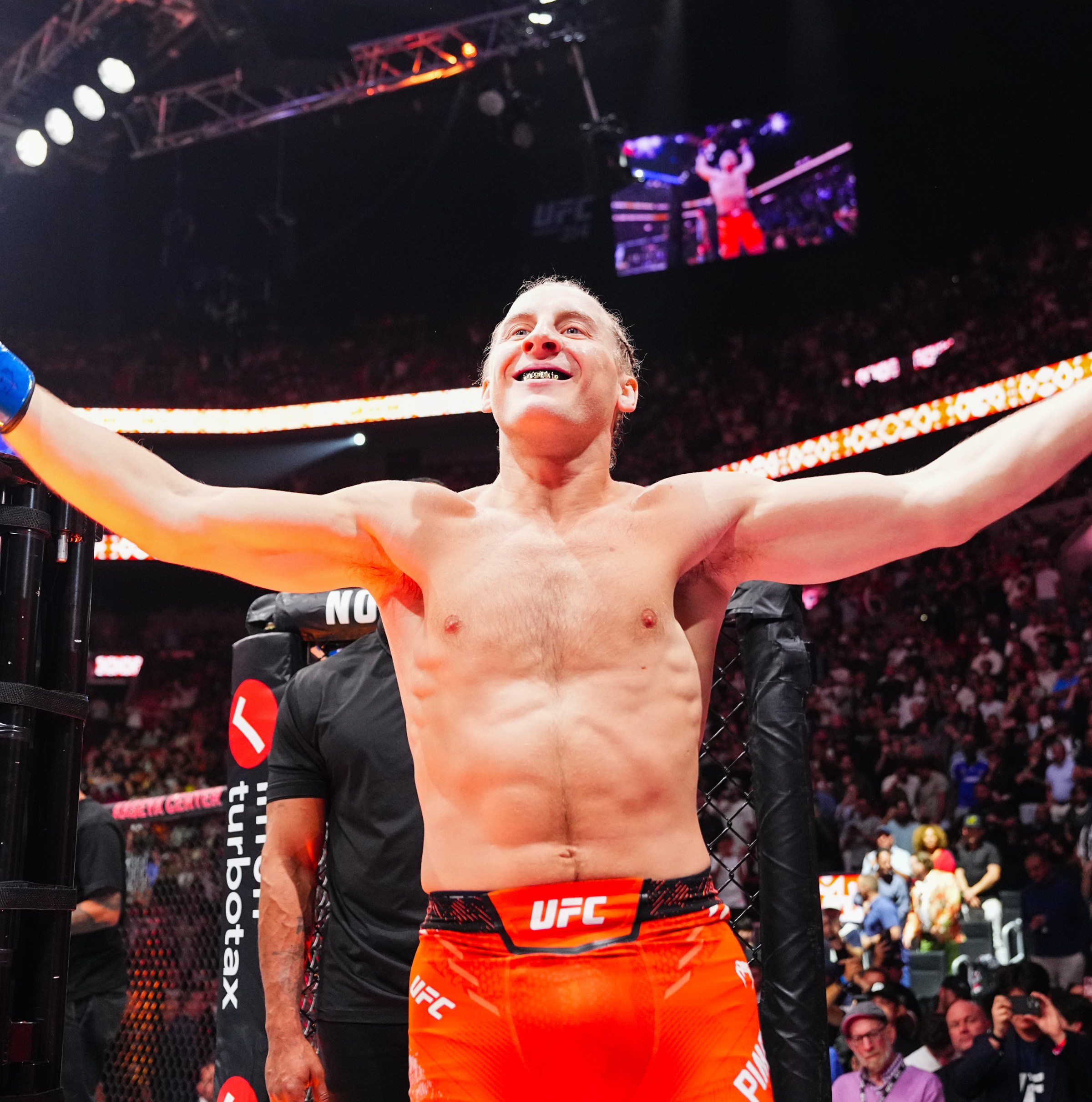 UFC 324: Justin Gaethje vs. Paddy Pimblett LIVE stream watch party