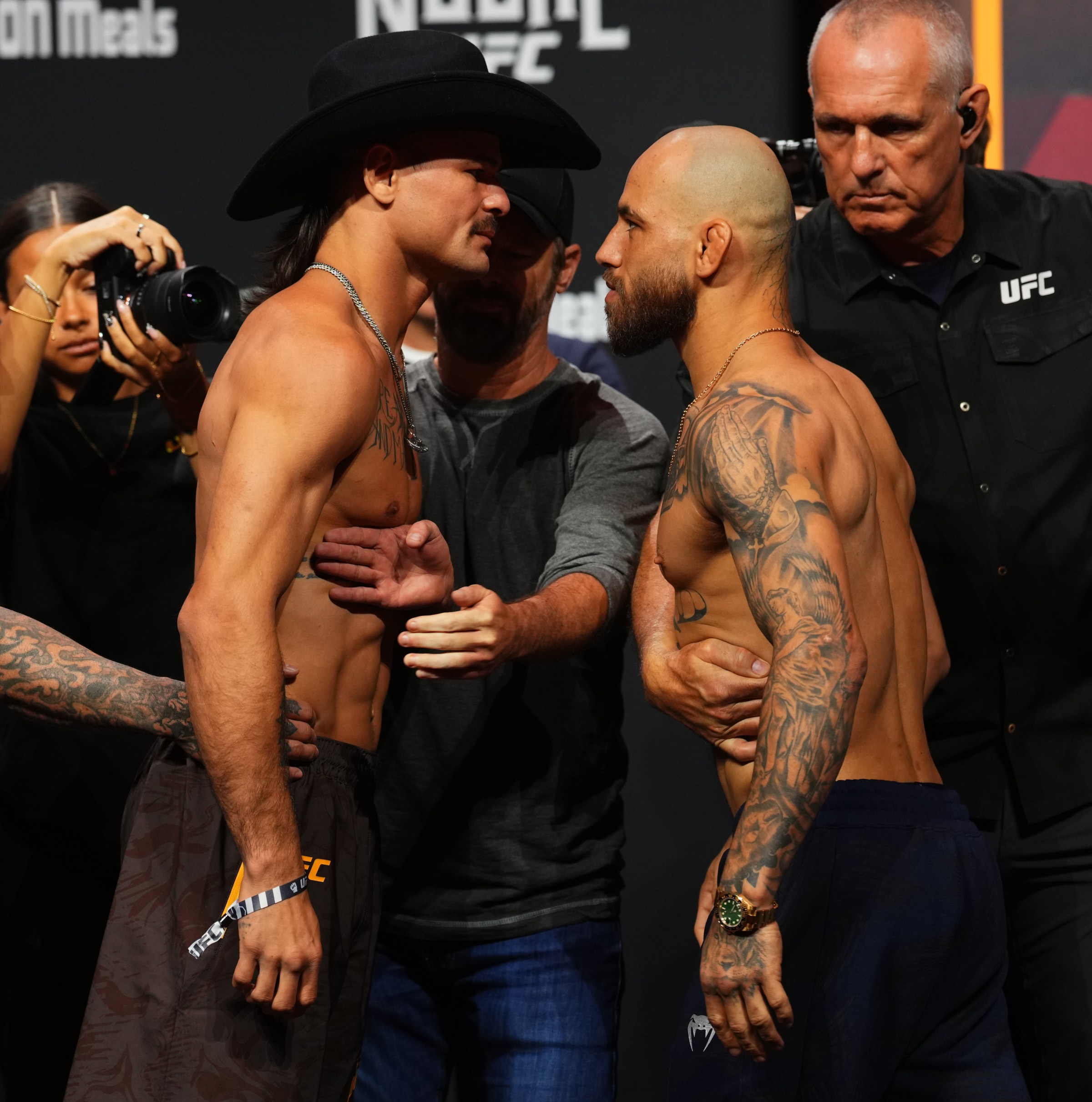 Noche UFC Results: Lopes vs. Silva