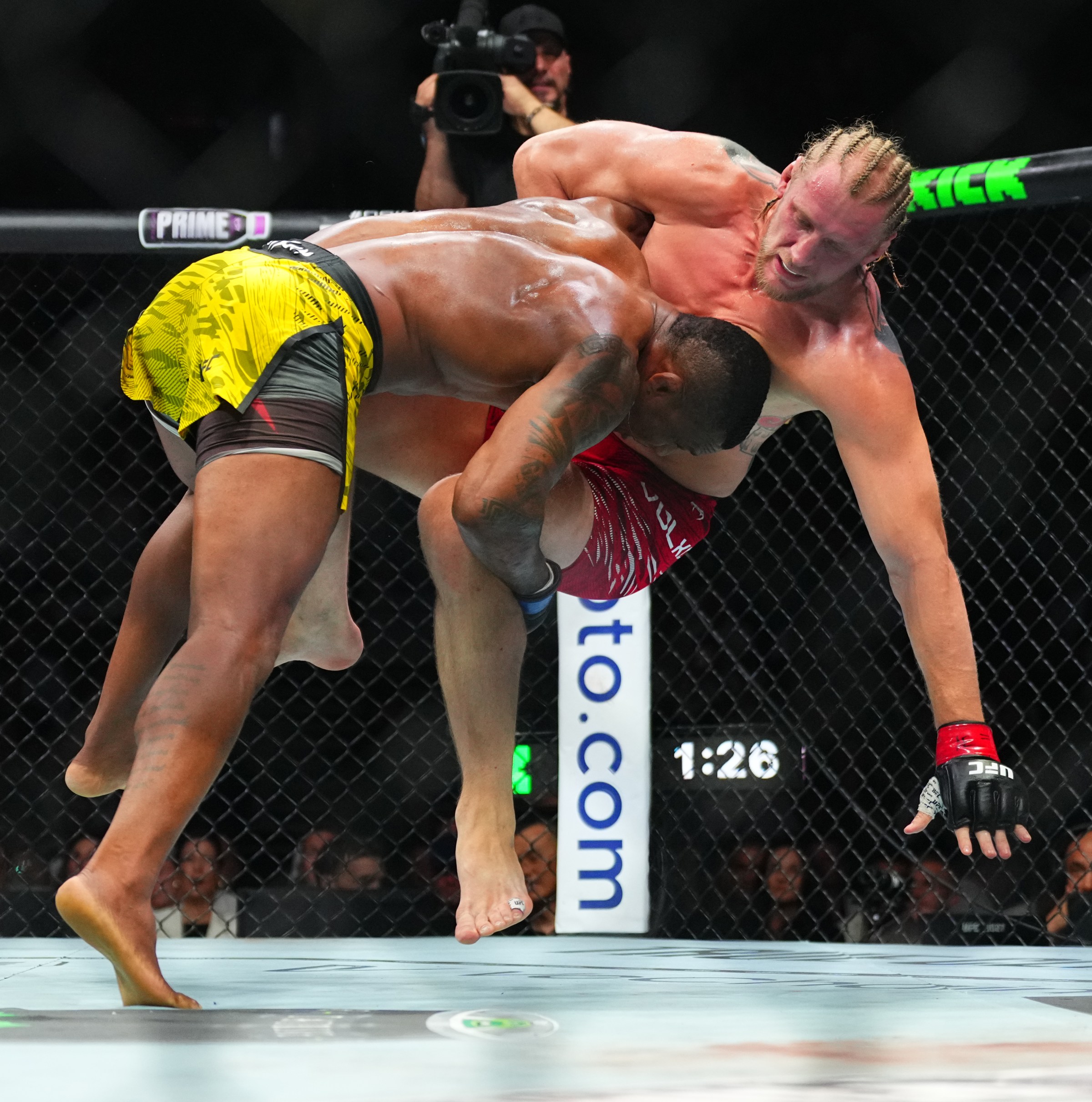 Jailton Almeida: Mind ‘froze’ against Alexander Volkov, but some people only criticized performance ‘because I’m Brazilian’
