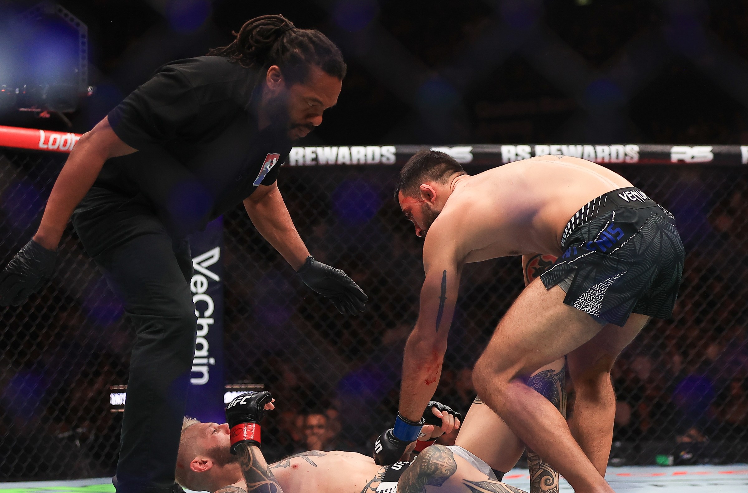 Jorge Masvidal blasts Herb Dean for late UFC 325 stoppage: ‘The worst referee to ever exist’