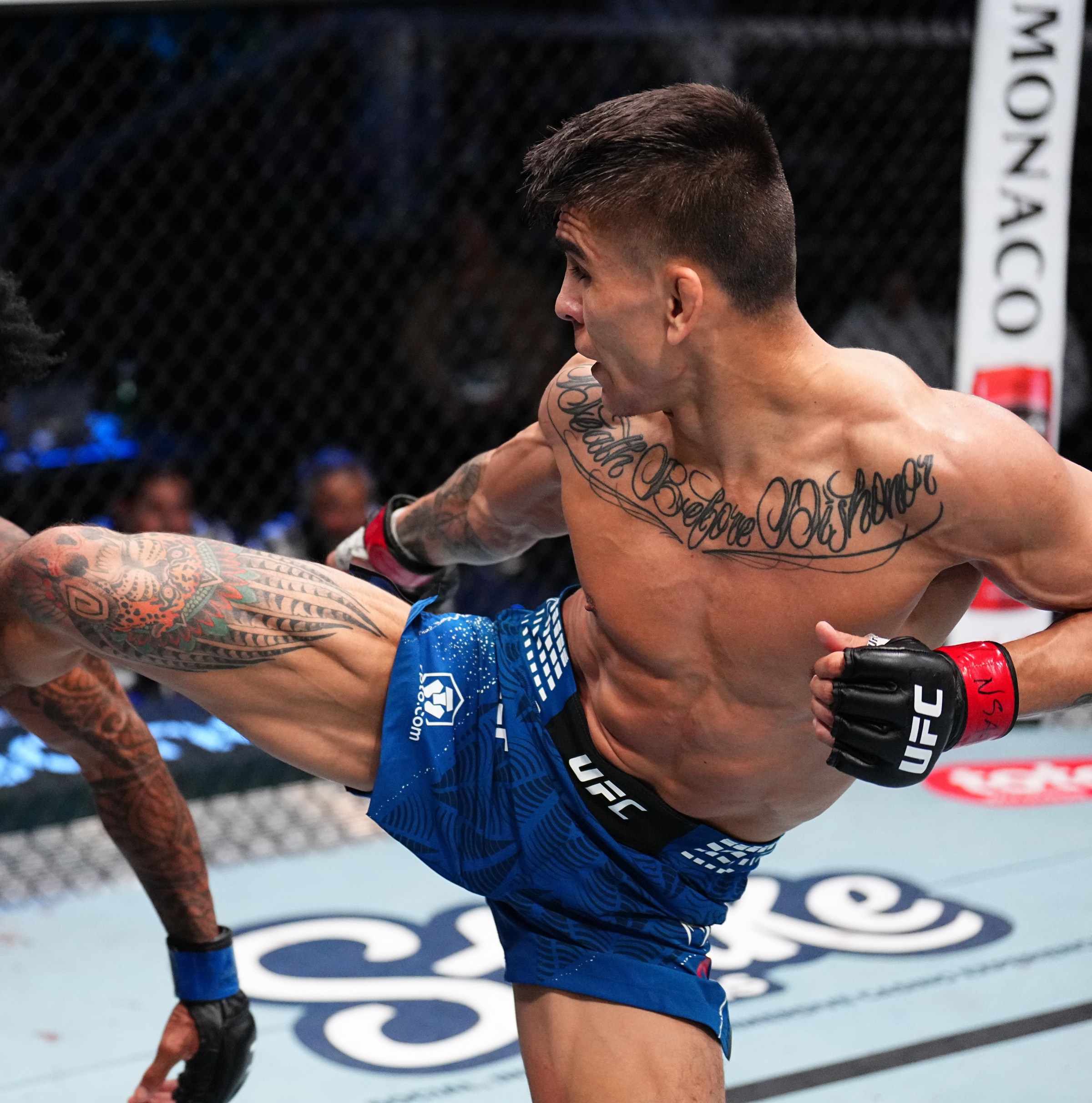 ‘Mario beat the piss outta that guy’: Pros react to Mario Bautista demolishing Vinicius Oliveira at UFC Vegas 113